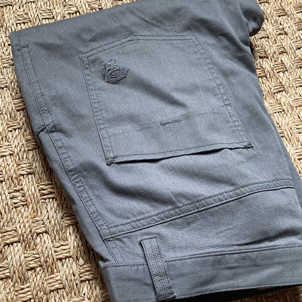 Mountain hardware men’s size 30x31